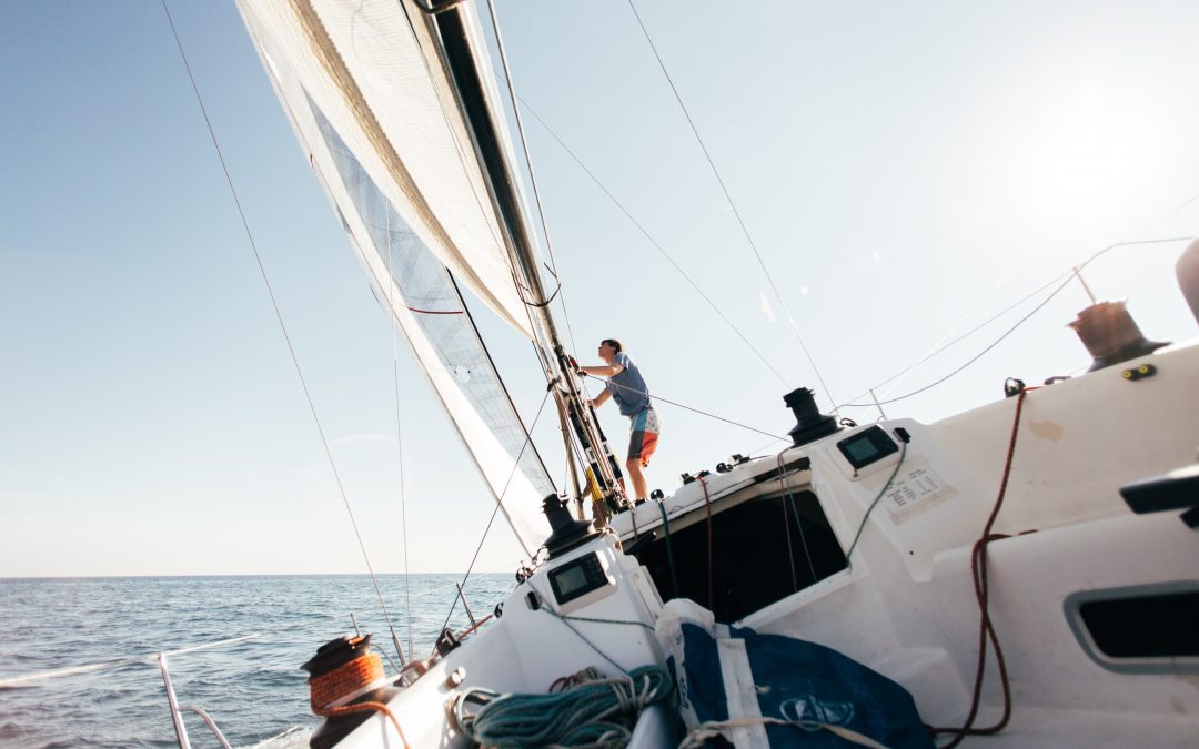 Beginners’ guide: How to start in the sailing world