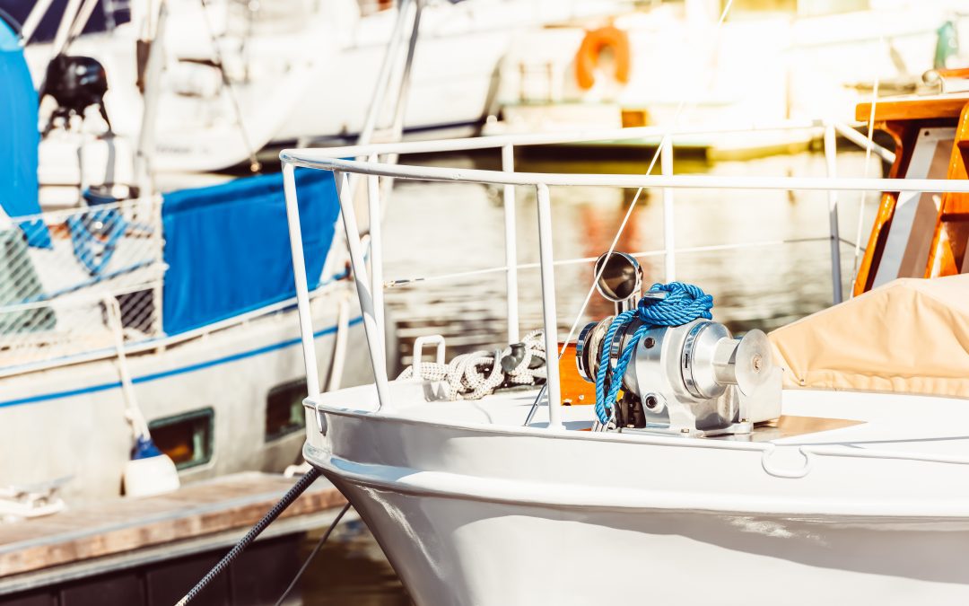 Excursiones en barco en otoño: descubre la Costa Dorada sin multitudes